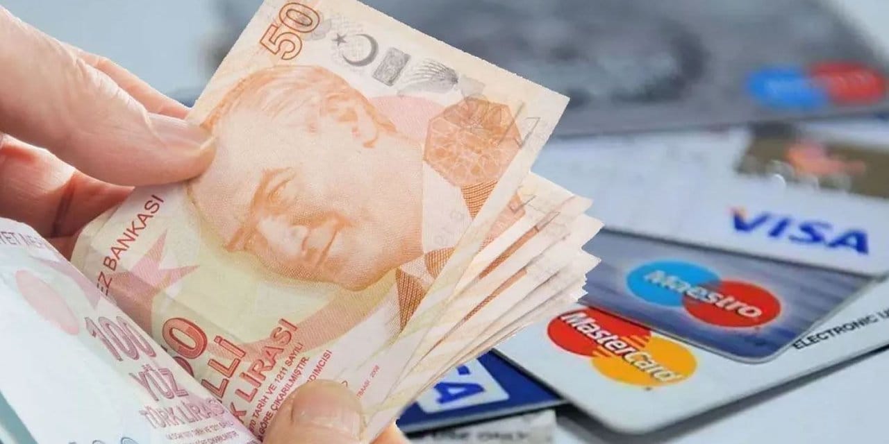 kredi karti faizleri dusuruldu 8SiPTT9r